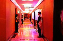 80,000 Entertainment Center Employees Issued IC Employment Cards in Beijing 
