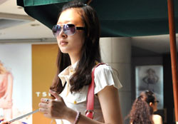 Street Shots of Chongqing Girls