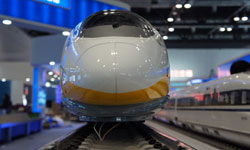 Guangzhou-Shenzhen High-Speed Rail Opens on Dec. 26th