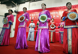 Cuisine Models at Beijing International Cuisine Competition