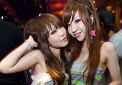 Night Club 美眉 (Girls)
