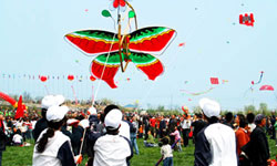The 29th Weifang Kite Festival Kicks Off April 21st