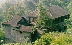Doorstep Exploration: Quick Mountain Getaways within Chongqing