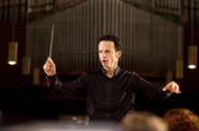 Conductor Micha&euml;l Cousteau Teams Up with Hubei Symphony Orchestra May 5th