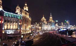 City of Wealth: 8200 Residents in Shanghai Own 100+ Million RMB