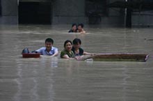 South China on High Alert Following Days of Torrential Rainfall