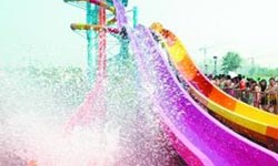 World’s Largest Water Park Re-opens in Beijing on May 26