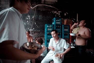 Chinese speaking Shanghainese