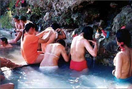 China's Nude Bathing Areas