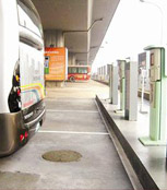 Nanjing Puts Electricity-Powered Buses to Trial Use