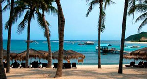 Sun, Sea, Sand – A Guide to Sanya’s Main Beaches