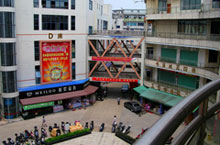 Guilin’s Wa Yao Market: The Place for Art Bargains