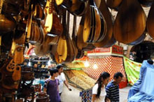 A Haggler’s Delight: Shopping in Urumqi