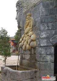 Chongqing Foreigners Street Sex Theme Park Inappropriate?