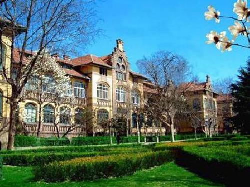 Qingdao Haiyang University 青岛海洋大学