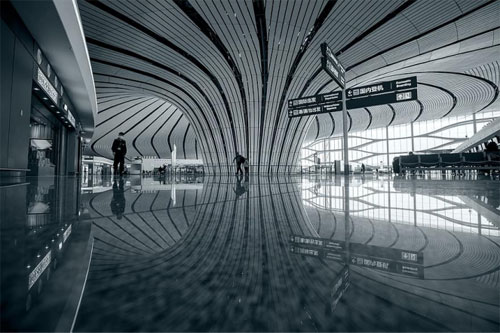 Beijing to allow international flights
