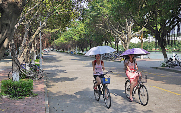 English teacher in Zhuhai, China