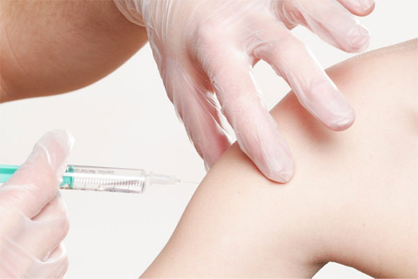 Foreigner China vaccination 