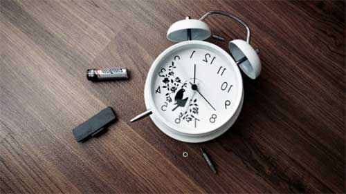 Broken alarm clock