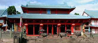 Step Back in Time: Discover the Temples of Shenzhen