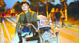 Student Fails 9 Classes; Earns 1 Million RMB for His Company