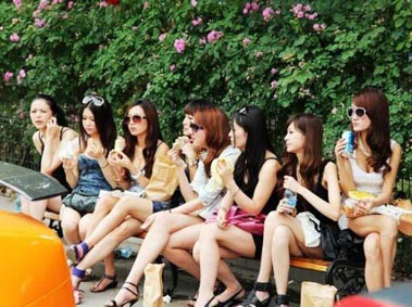 A World of Luxury: A Look Into the Desires of China’s Wealthy Female Consumers 