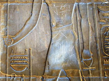 Boy Defaces Egyptian Relic: The Latest in a Series of Badly Behaved Chinese Tourists