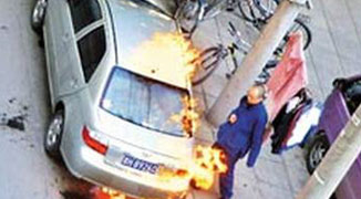 Post-Breakup Man Sets Fire to 5 Cars; Tries to Blame Someone Else