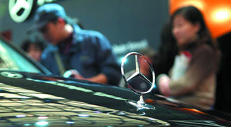 This US Guy in Shanghai Now Knows Why You Don’t Buy Girlfriend 800K Car