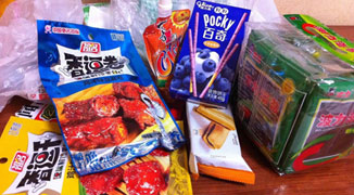 Chongqing Boy Reported for Stealing Cash by Own Mother; Snacks Were the Give Away 