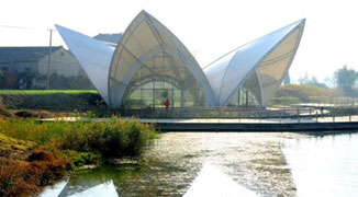 Shanzhai Sydney Opera House Spotted in Jiangsu Province