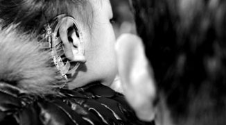 City of Yinchuan Searches Tirelessly for 114 hours after 4 Year-Old Loses Hearing Aid