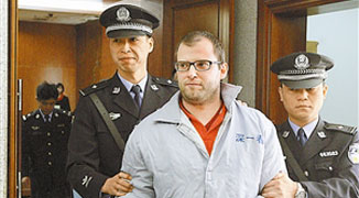 Shanghai Woman and ‘Laowai’ Sentenced To Prison For Swindling Millions