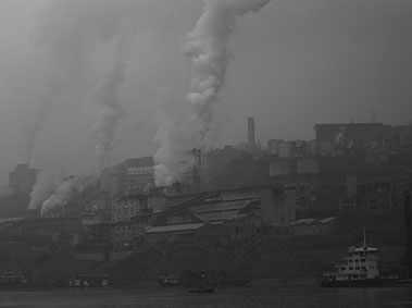 Employees “Work from Home” to Avoid Smog, Praise “Industry Conscience”