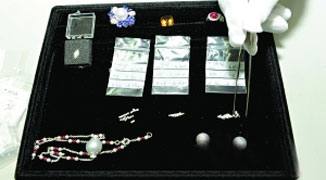 Man Hides 7,443 Diamonds in His Underwear, Caught After Walking Weirdly