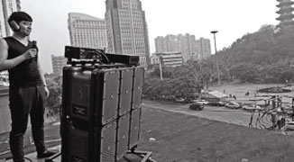 600 Wenzhou Residents spend 260,000 RMB on Speaker to Repel Dancing Ladies