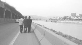 Sichuan: Son’s Internet Addiction Drives Both Mother and Son to Suicide