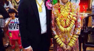 Zhongshan Golden Bride Wears Her Weight in Gold