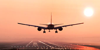 Wuhan Air Traffic Controllers Fall Asleep and Leave Plane Unsure of Landing