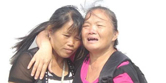 Drunk Retiree Floats 10 Hours Down River from Hubei to Jiangxi