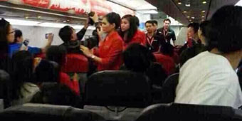 Airplane Turns Back Mid-Flight Due to Disruptive Chinese Passengers