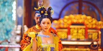 ‘Racy’ Drama Returns after Revealing Costumes Cut Out