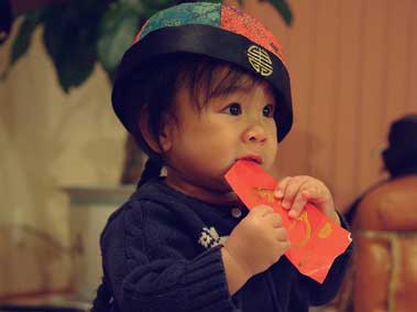How to Survive the Annual Chinese New Year Gifting
