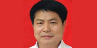 Chinese Hero Dad Writes to 1,000 Lawmakers Calling for Gay Marriage 