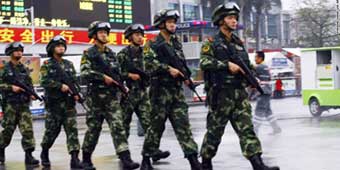 Guangzhou Railway Station Knife Attack: 10 Injured