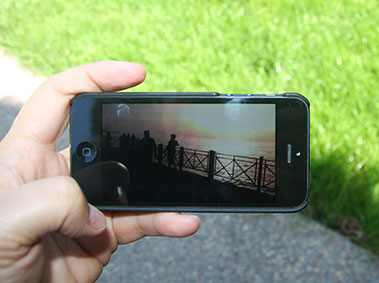 Streaming Woes: Monopoly on Mobile Data in China Keeps Prices High, Speeds Slow
