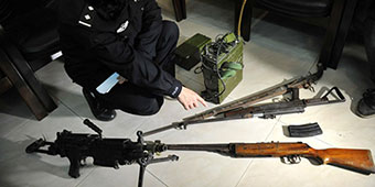 Sichuan Man Sentenced to Life in Prison for Smuggling Fake Guns 