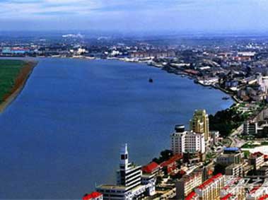 Teaching in a Third-Tier City: My Year in Yingkou 