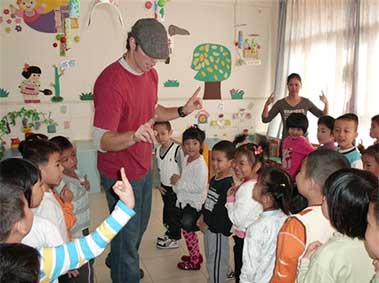 Chinese Media: The Dangers of Hiring Illegal Foreign Teachers 