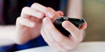 Shocked Woman Receives 22,000 Yuan Phone Bill, Company Won’t Cancel It 